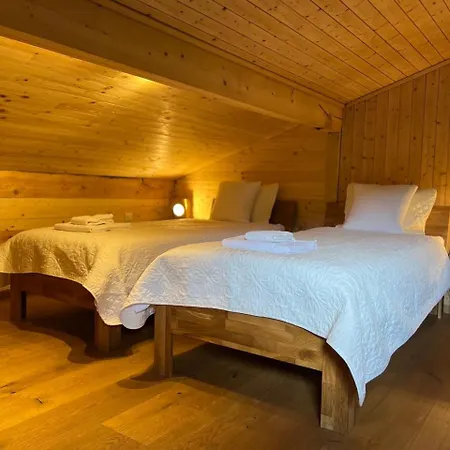 Cozy With Stunning View Apartment *