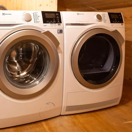 Beautiful With Stunning View - Mutthorn Apartamento Gsteig