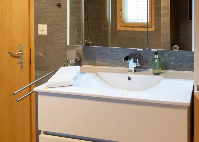 Beautiful With Stunning View - Mutthorn Gsteig