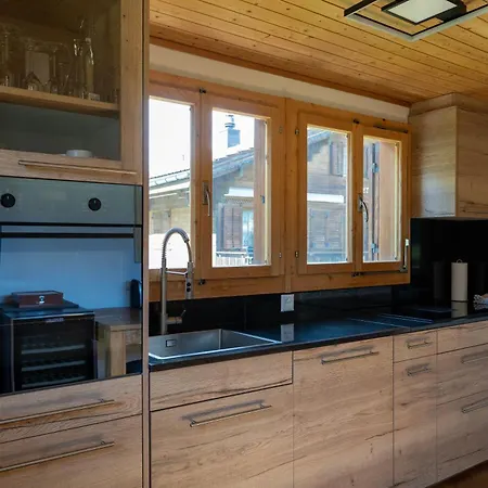 Beautiful With Stunning View - Mutthorn Gsteig